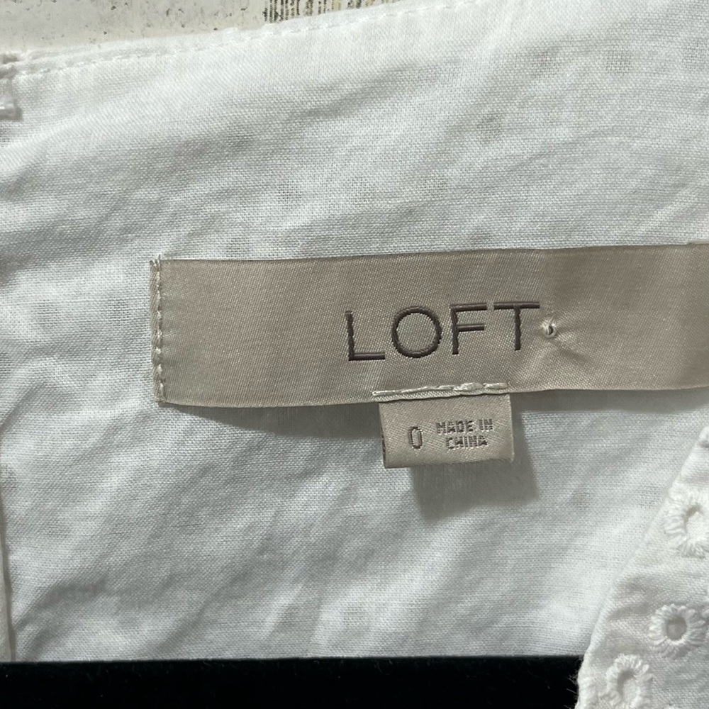 LOFT White Eyelet Mini Dress Flutter Sleeves Size 0 - Picture 6 of 11
